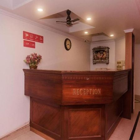 Hotel Palm Star Belapurpada Экстерьер фото